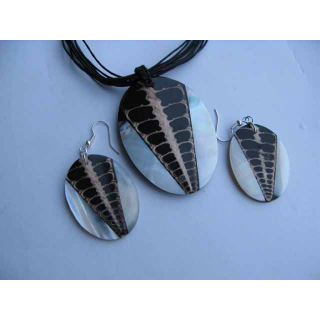 Exklusive Kette aus Cong Cong Muscheln